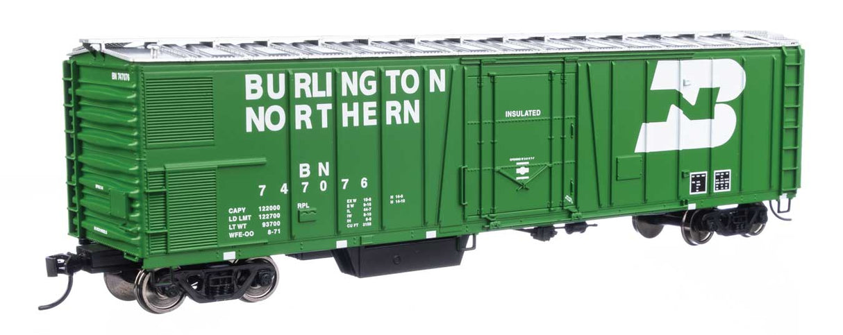 Walthers Mainline HO 910-3778 50' AAR Mechanical Refrigerator Car, Burlington Northern #747076