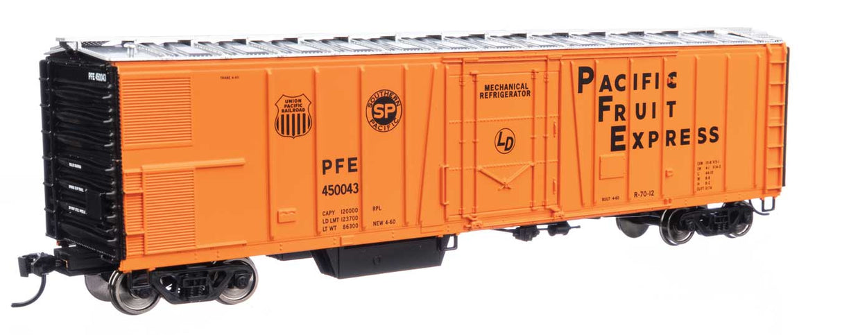 Walthers Mainline HO 910-3790 50' AAR Mechanical Refrigerator Car, Pacific Fruit Express #450043