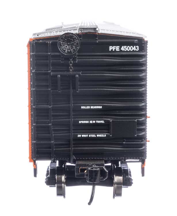 Walthers Mainline HO 910-3790 50' AAR Mechanical Refrigerator Car, Pacific Fruit Express #450043