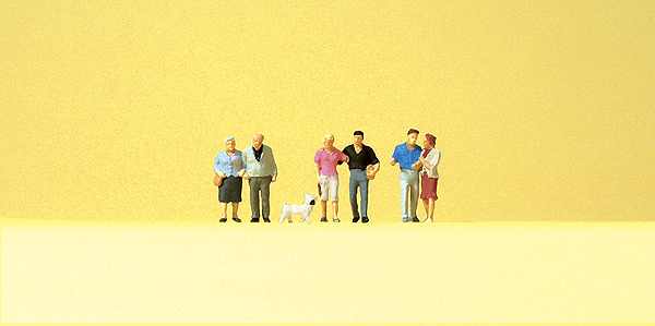 Preiser N 79209 Pedestrians, Couples & Dog (6)