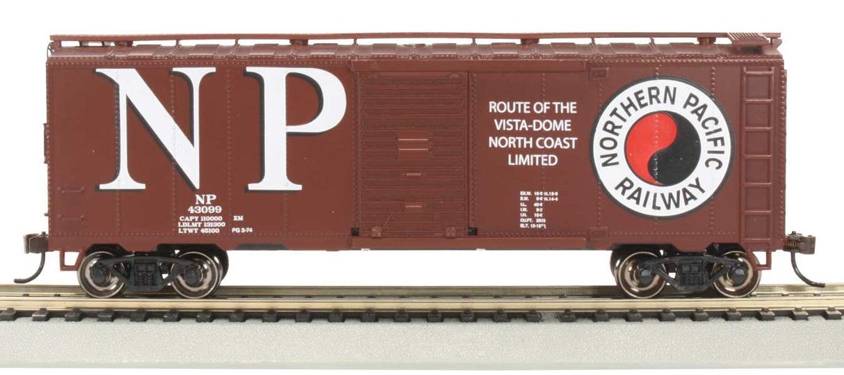 Bachmann Trains HO 17015 Pullman-Standard PS-1 40' Steel Boxcar, Silver Series, Northern Pacific 27231 (Boxcar Red, white, red, black, Large Monad and NP)