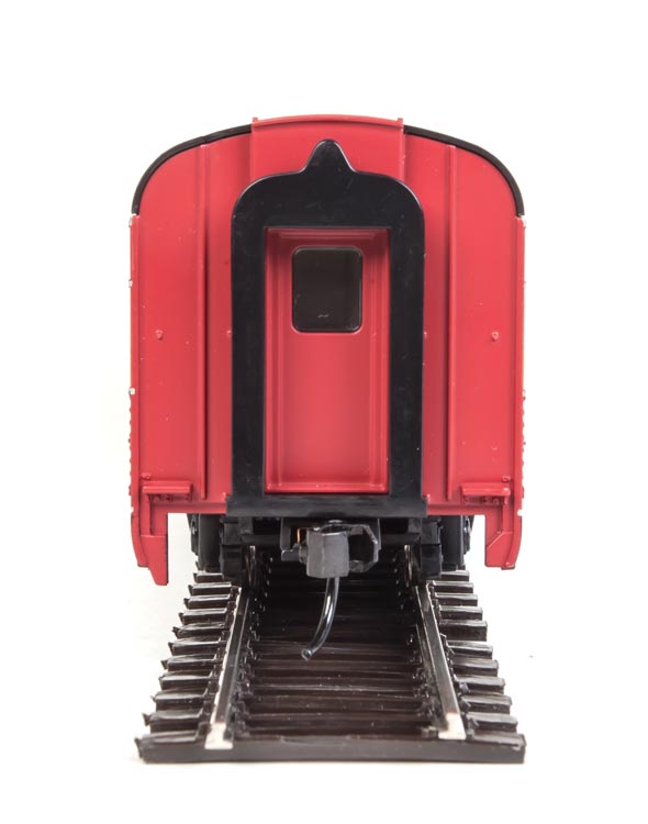 Walthers Mainline HO 910-30015 85' Budd Large-Window Coach, Southern Pacific (Daylight; red, orange, black)