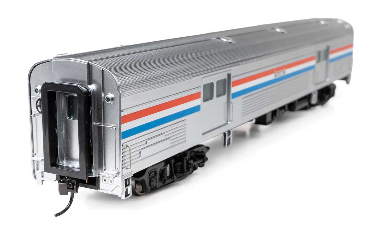 Walthers Proto HO 920-13078 73' Budd Baggage Car, Amtrak Phase III Decal