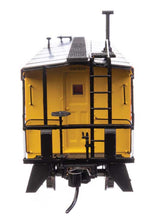 Walthers Proto HO 103653 Milwaukee Rib Sided Caboose, Milwaukee #991918