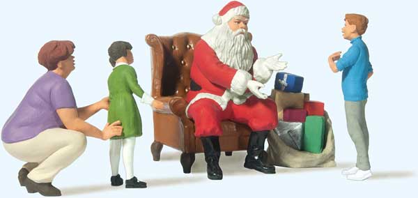 Preiser 44931 Santa Claus-Father Christmas in Chair