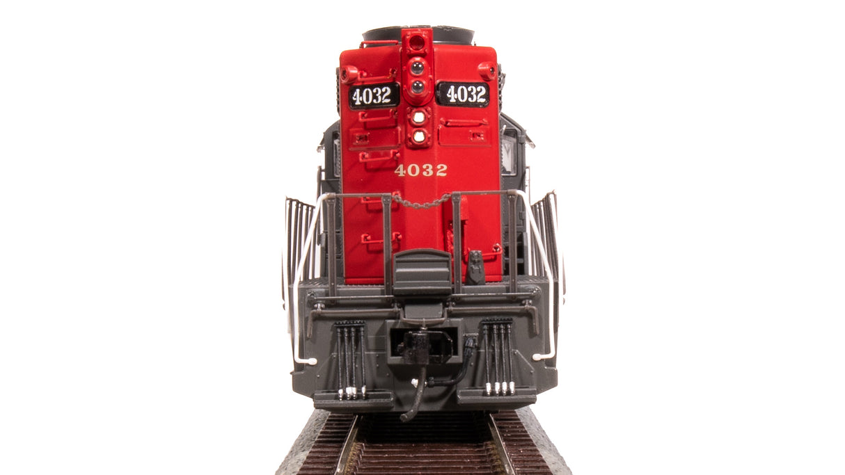 Broadway Limited Imports HO 7464 EMD GP20, Cotton Belt (SSW) #4032