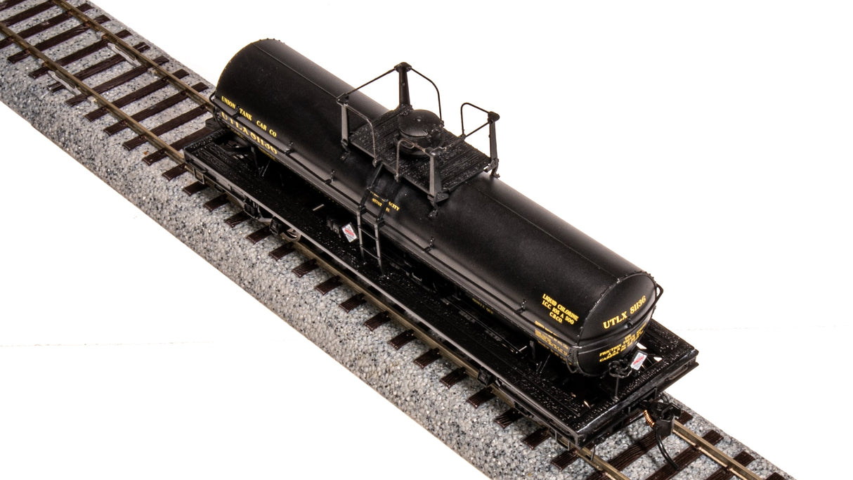Broadway Limited Imports HO 7668 6,000 Gallon Tank Cars, Late 1950s Variety Pack C (2)