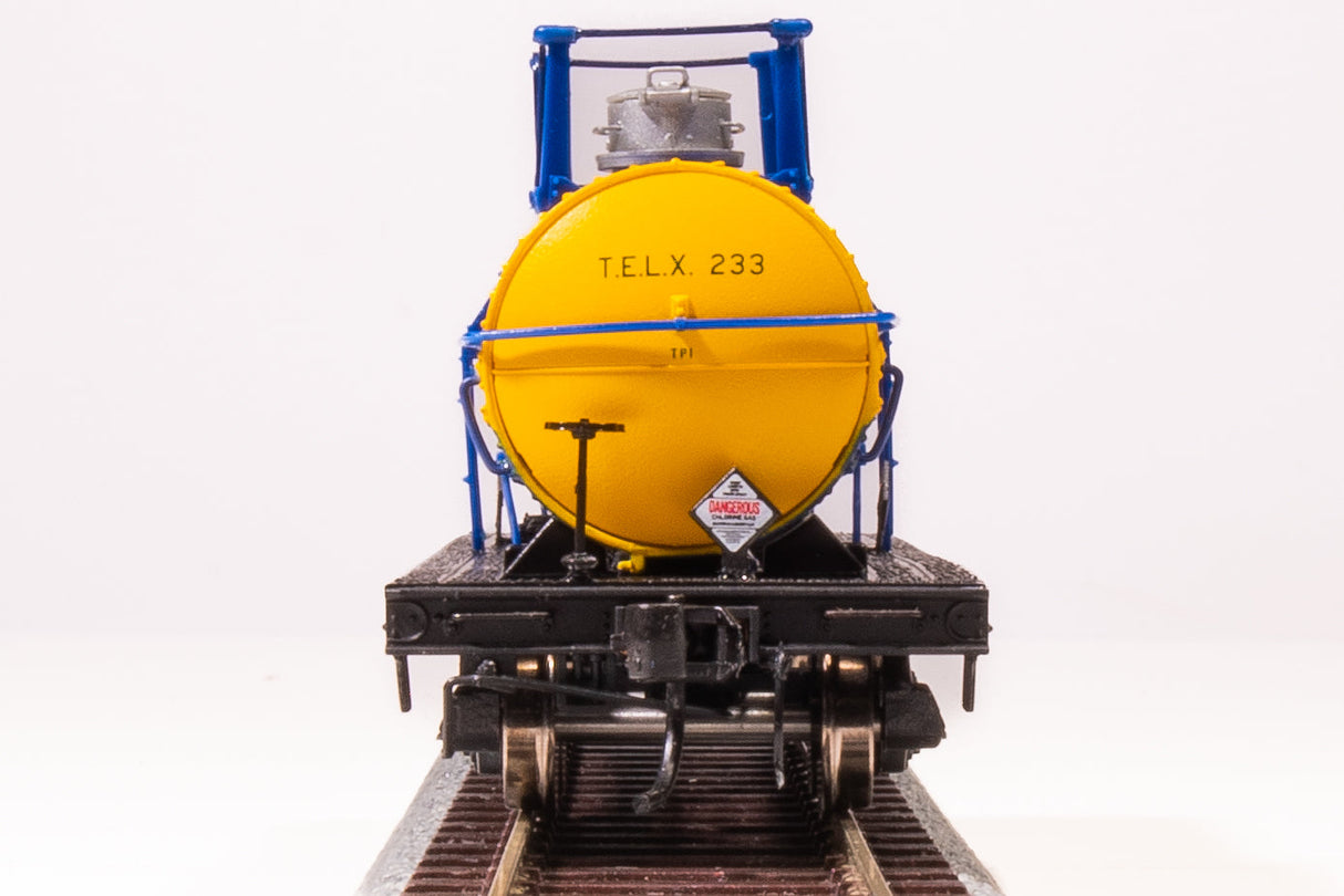 Broadway Limited Imports HO 7668 6,000 Gallon Tank Cars, Late 1950s Variety Pack C (2)