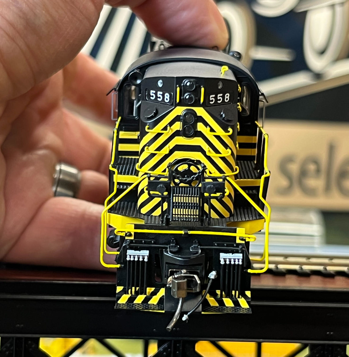 Rapido HO 31078 RS-11, Nickel Plate Road #560