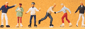 Preiser HO 10315 Ice Skaters (6)