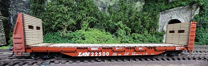 State Tool and Die HO 722 Bulkhead Flatcar, 3-D Resin & Laser-Cut Wood Kit, Louisville & Nashville #22505